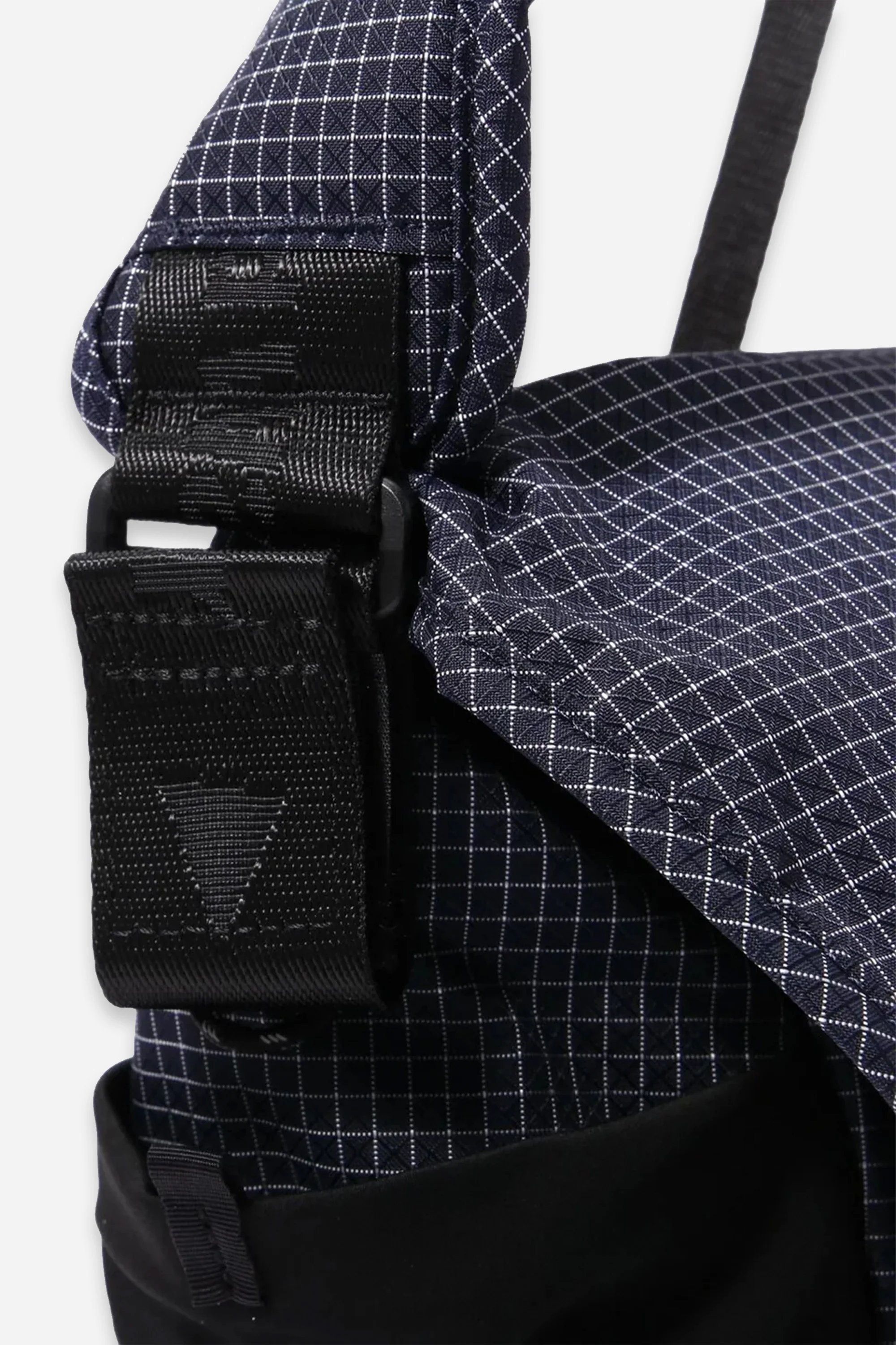 Ocean Rip Messenger Bag D.Navy - Image 5
