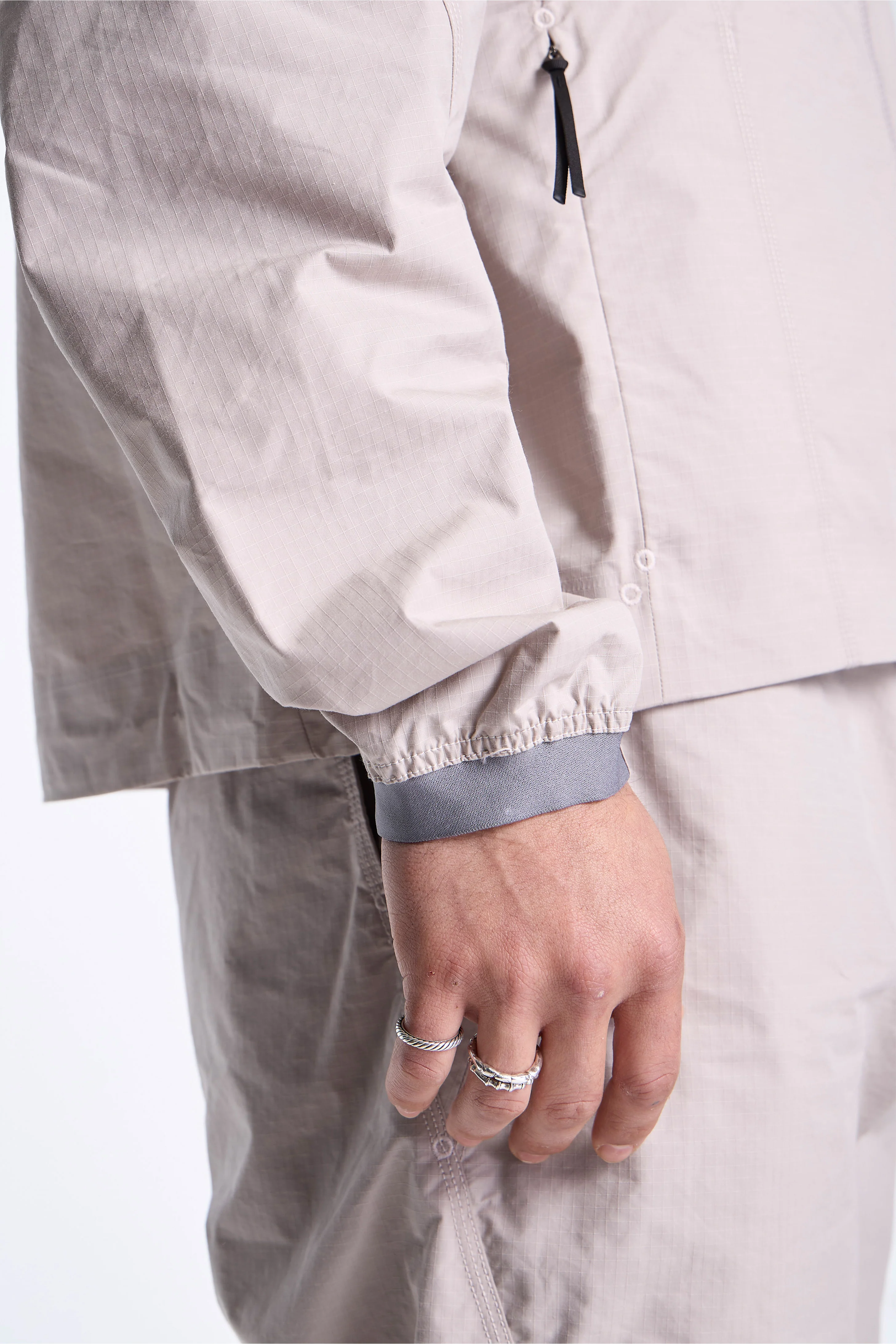Parachute Seed Rip-stop Jacket Grayish Beige - Image 5