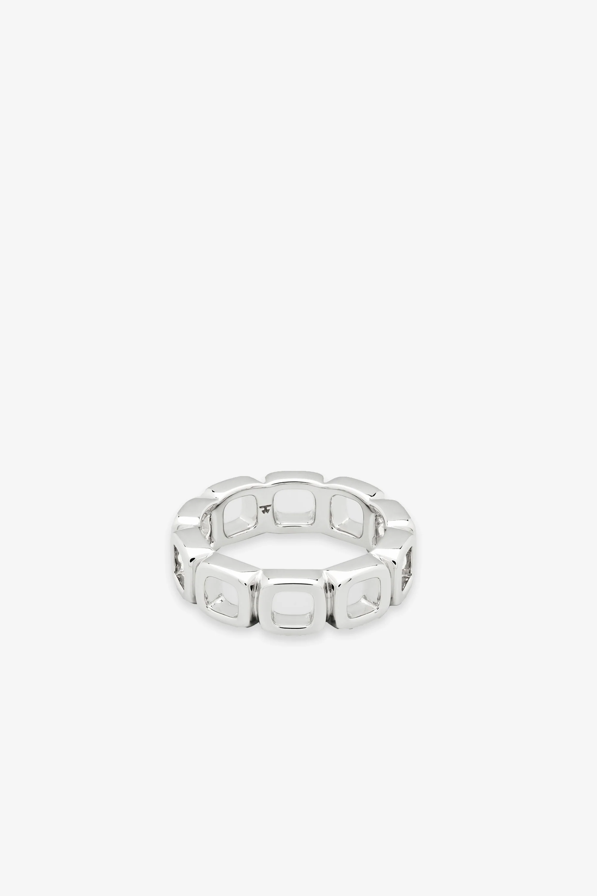Cushion Band Open